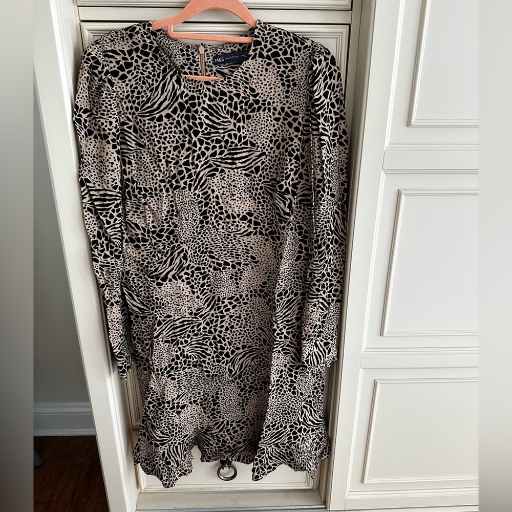 MARK AND SPENCER ANIMAL PRINT RUFFLE TRIM DRESS US SIZE 4 NWOT